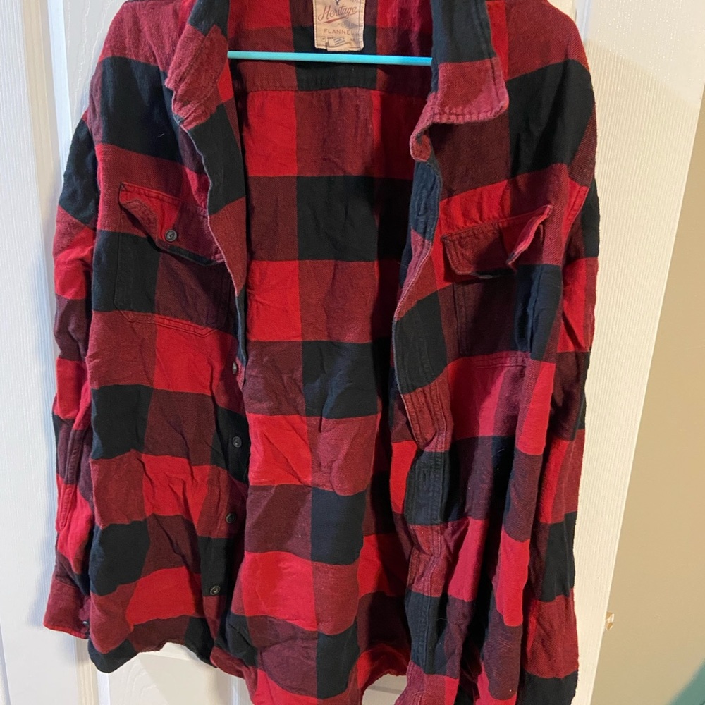 American Eagle button up